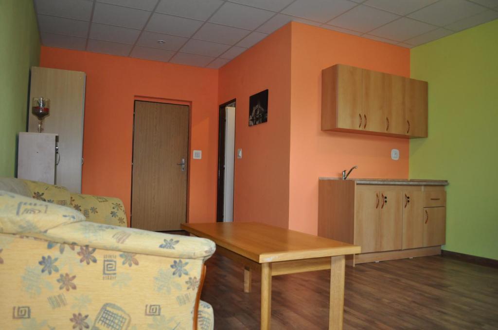 Sport Hotel Ostrov Trenčín Extérieur photo