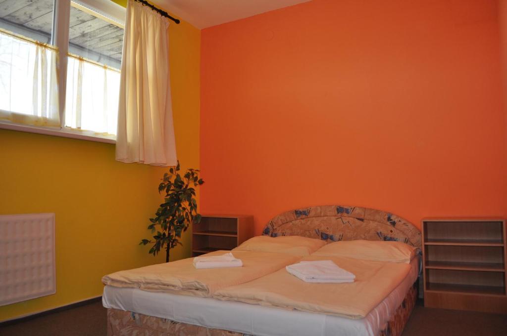 Sport Hotel Ostrov Trenčín Chambre photo
