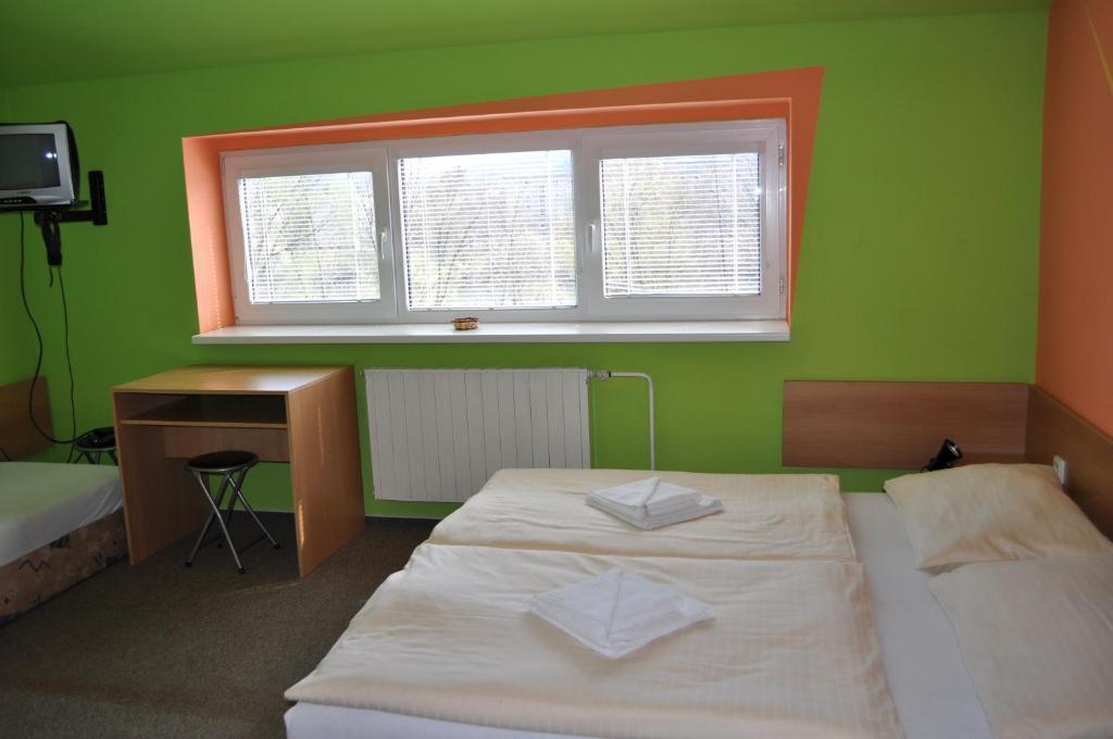 Sport Hotel Ostrov Trenčín Chambre photo