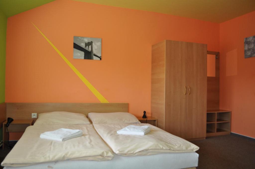 Sport Hotel Ostrov Trenčín Chambre photo